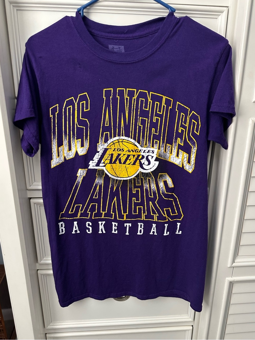 Los Angeles Lakers Purple Basketball Tee  Size Small